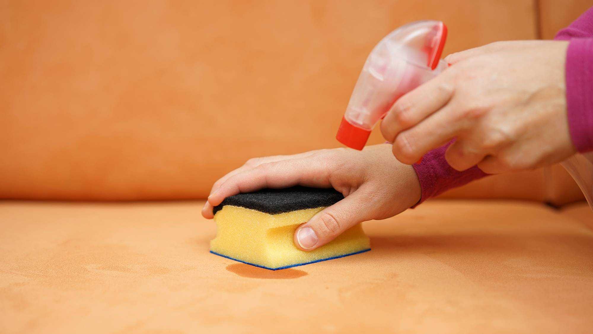 15 эффективных способов, как оттереть ручку с дивана из ткани, кожзама, велюра