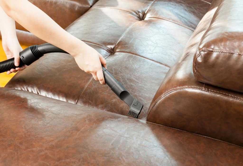 Как ухаживать за мягкой мебелью: правила и рекомендации экспертов по уходу за мебелью