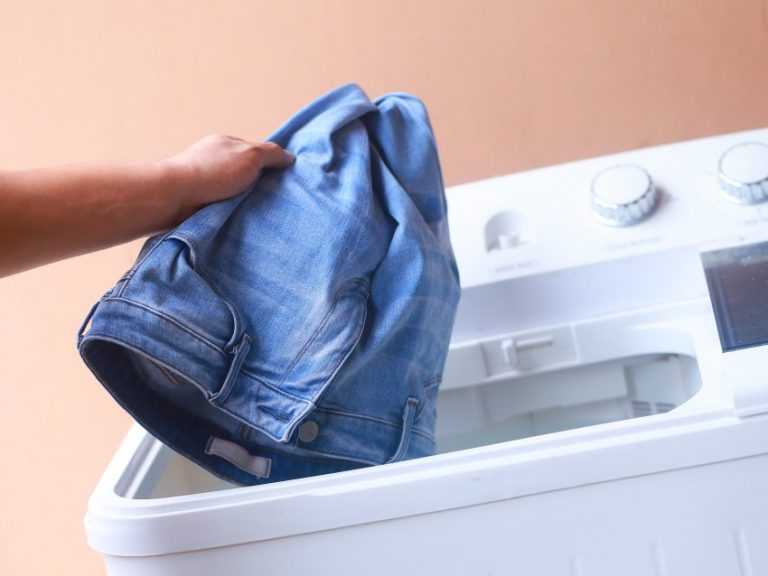 Как отстирать мыльные пузыри с одежды и белья