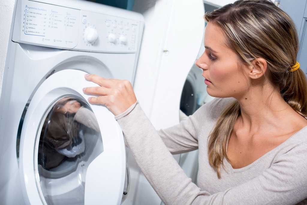 Можно ли стирать носки и трусы вместе в стиральной машине: в каких случаях нельзя, а в каких можно?