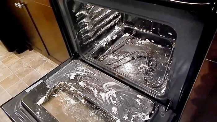 Как очистить сковороду от нагара и жира в домашних условиях
