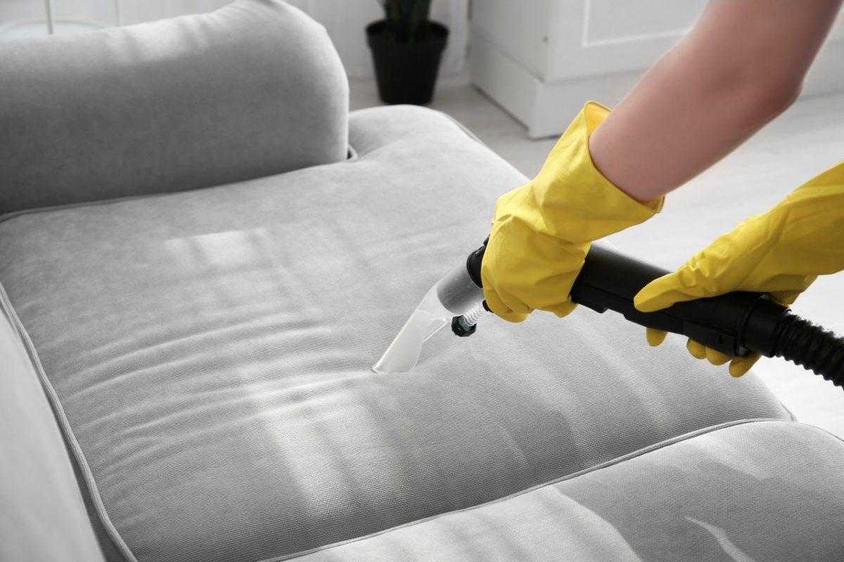Как убрать разводы на полу после мытья