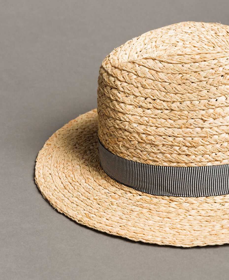 Уход за шляпой: как почистить соломенную и фетровую шляпу
как правильно почистить шляпу — домашний уход — modnayadama