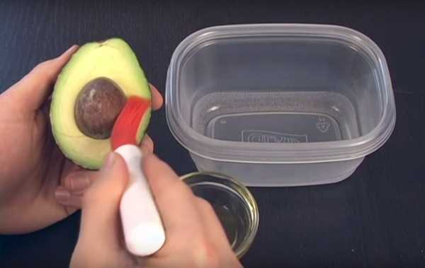 Как хранить авокадо в домашних условиях, чтобы не испортился: дозрел, очищенный, нужно ли замораживать