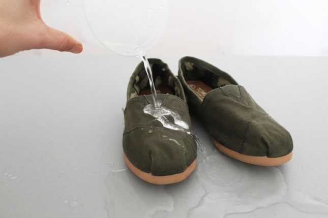 Если обувь промокает – 7 рецептов сделать любую обувь непромокаемой и водоотталкивающей