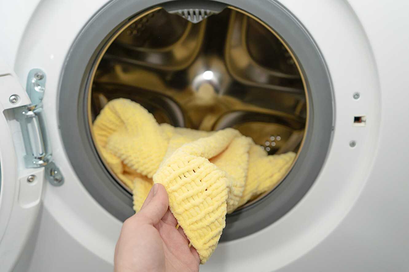Как правильно стирать шерстяной свитер и бережно высушить его после стирки, чтобы вещь не села и не вытянулась