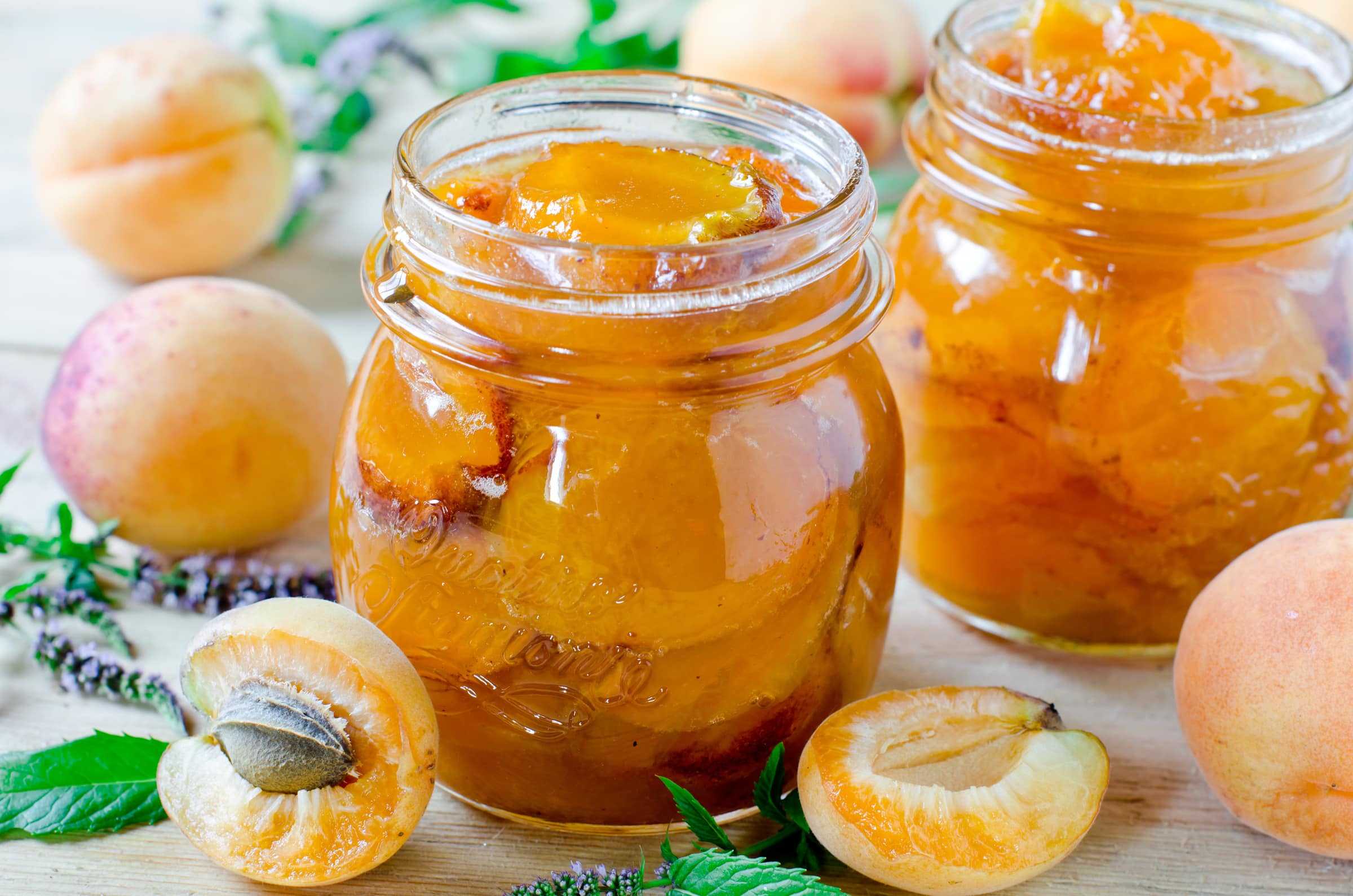 Рецепты абрикосового варенья с разными орехами - спрячьте оранжево-ореховое лето  в банку -  заготовки от перчинки - perchinka hozyayushka.ru
