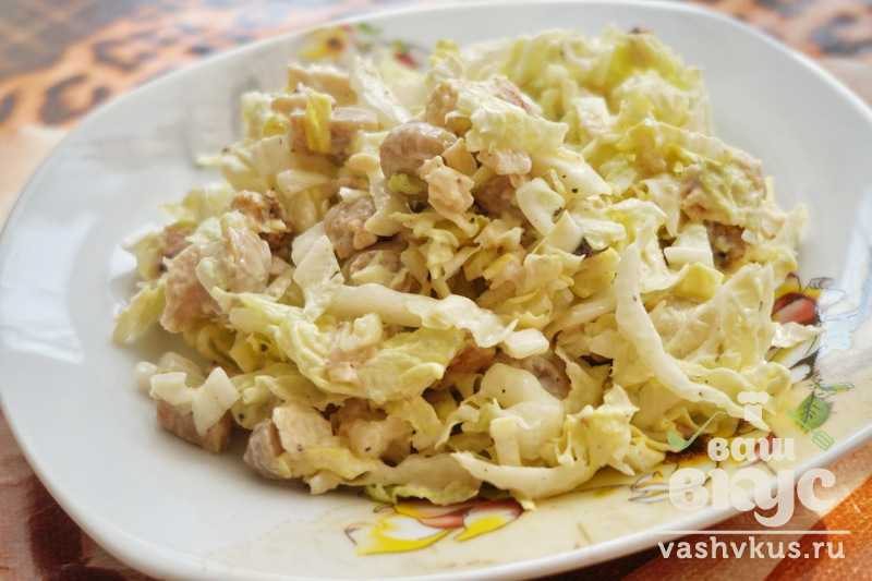 Салат с пекинской капустой и кукурузой - простое и легкое блюдо: рецепт с фото и видео