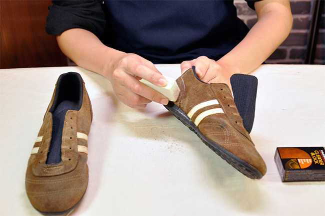 Как ухаживать за замшевой обувью. правильный уход за замшей в домашних условиях