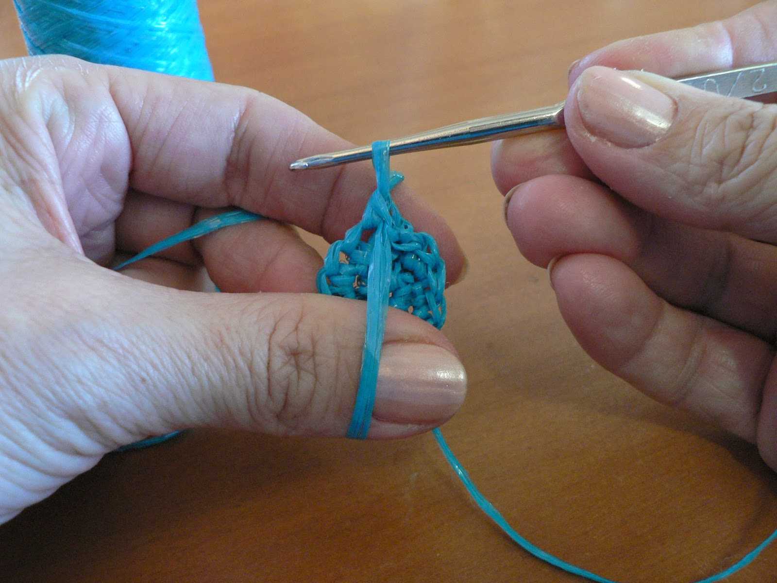 Вязание мочалок крючком чтобы петли не вытягивались. описание "мочалка плоская "