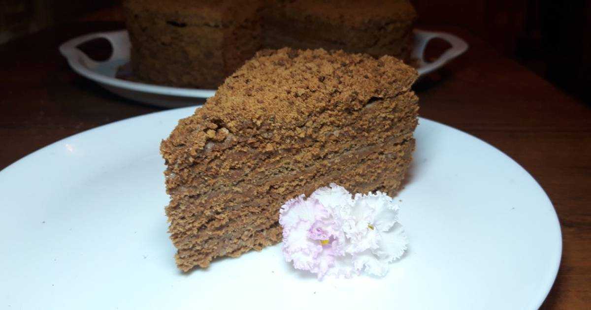 Торт медовик с шоколадным кремом - необычный рецепт популярного торта