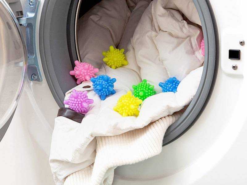 Как почистить валенки: белые, в домашних условиях, можно ли стирать?