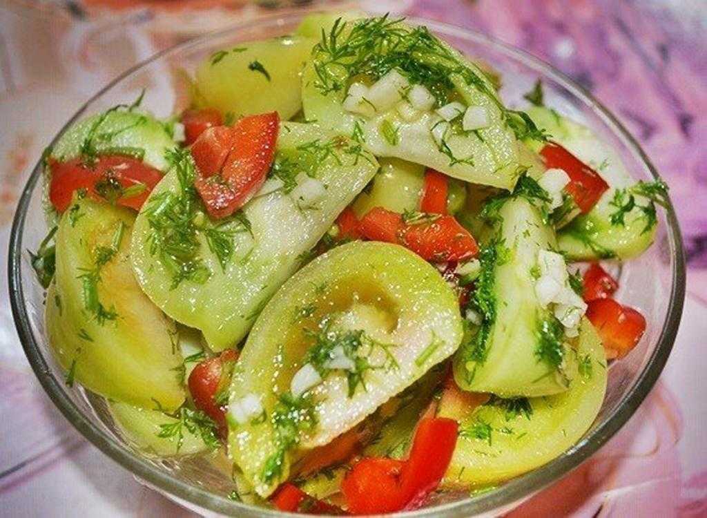 Салат из зеленых помидоров на зиму: 7 лучших рецептов