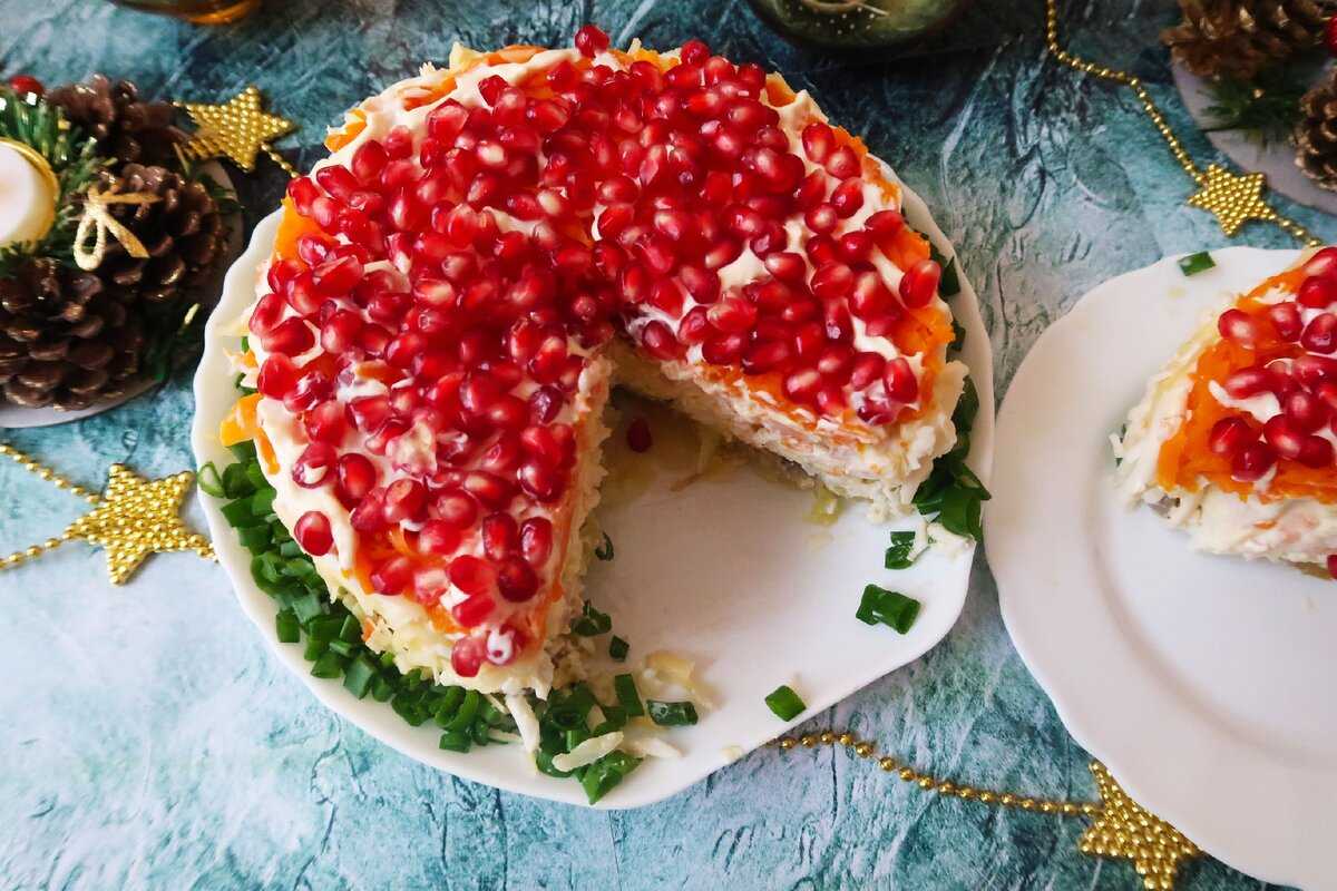 Салат с красной рыбой — рецепты для праздничного стола