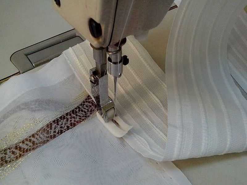 Как правильно подшить шторы на швейной машинке своими руками: способы отрезания, укорачивание без обрезания